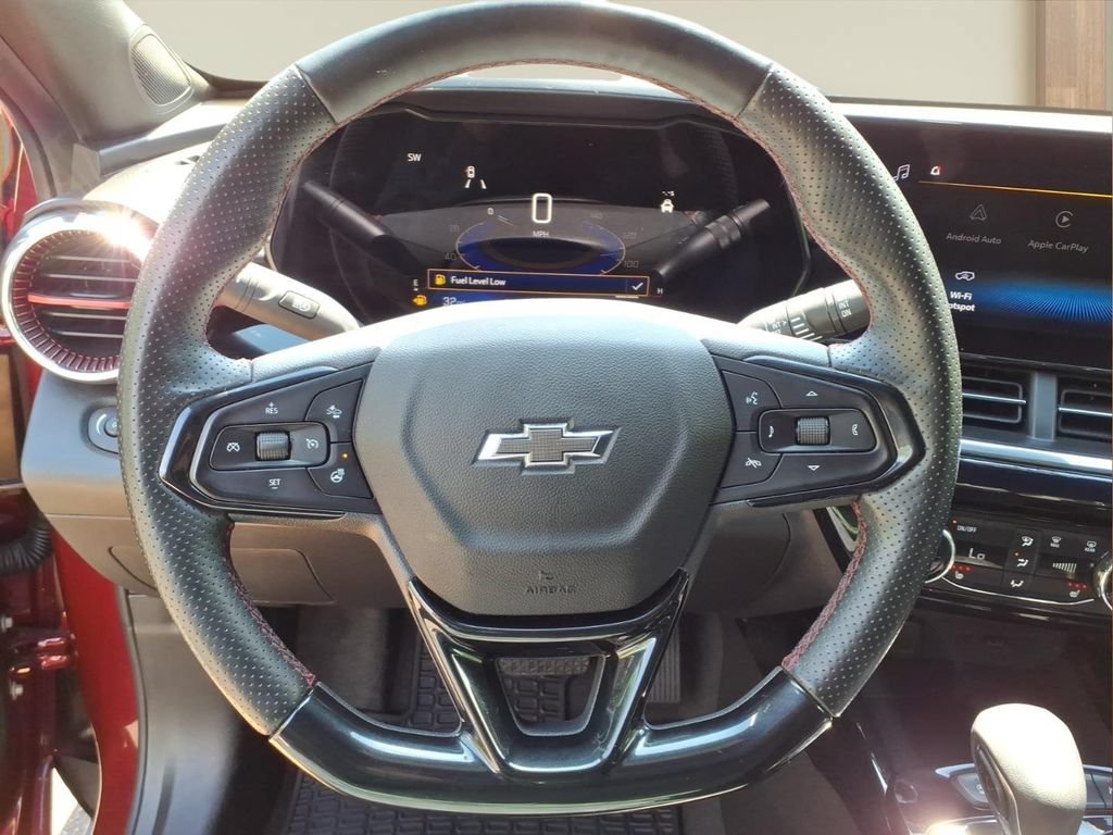 Certified 2025 Chevrolet Trax RS w/ Driver Confidence Package FWD image 10