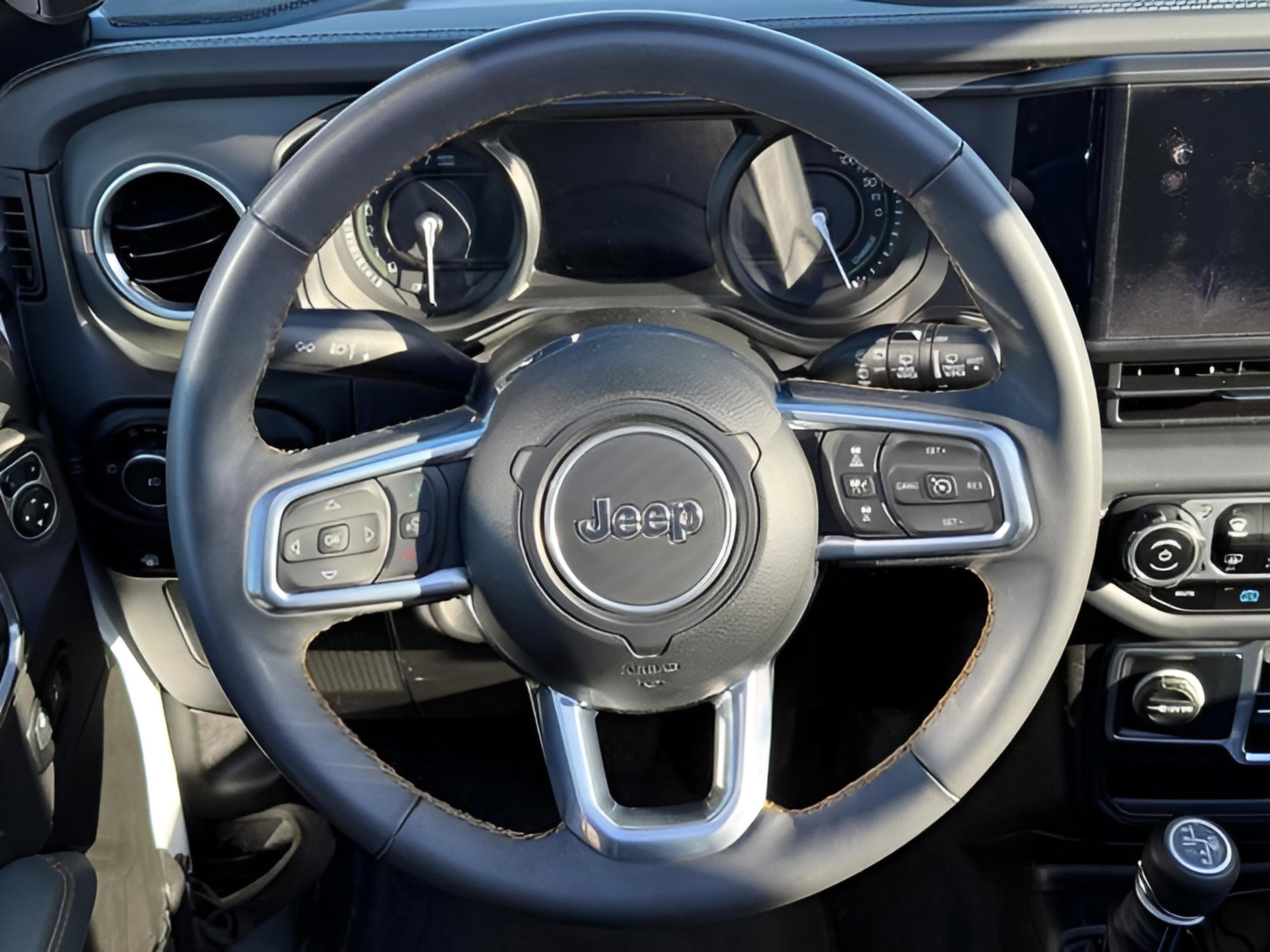 Used 2024 Jeep Wrangler High Altitude image 14