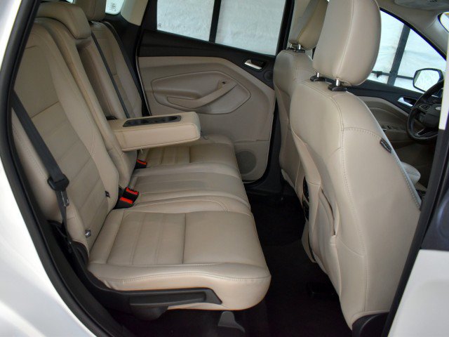 Used 2019 Ford Escape Titanium AWD/4WD image 34
