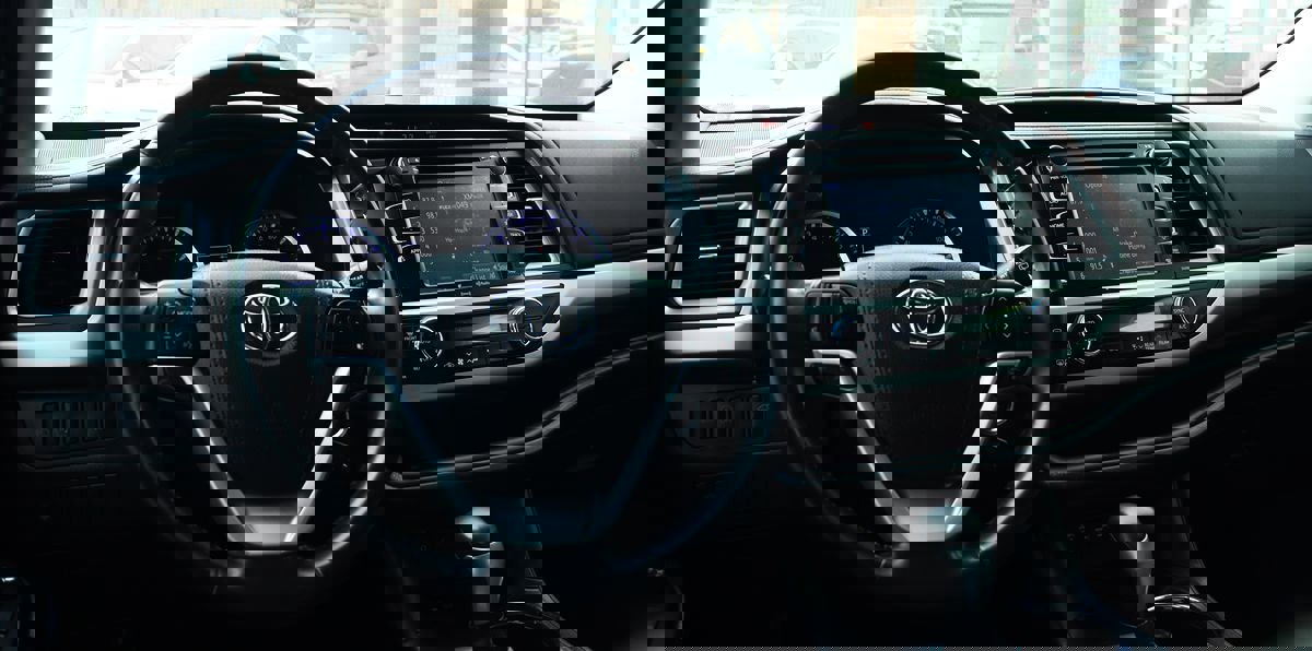 Used 2019 Toyota Highlander XLE image 36