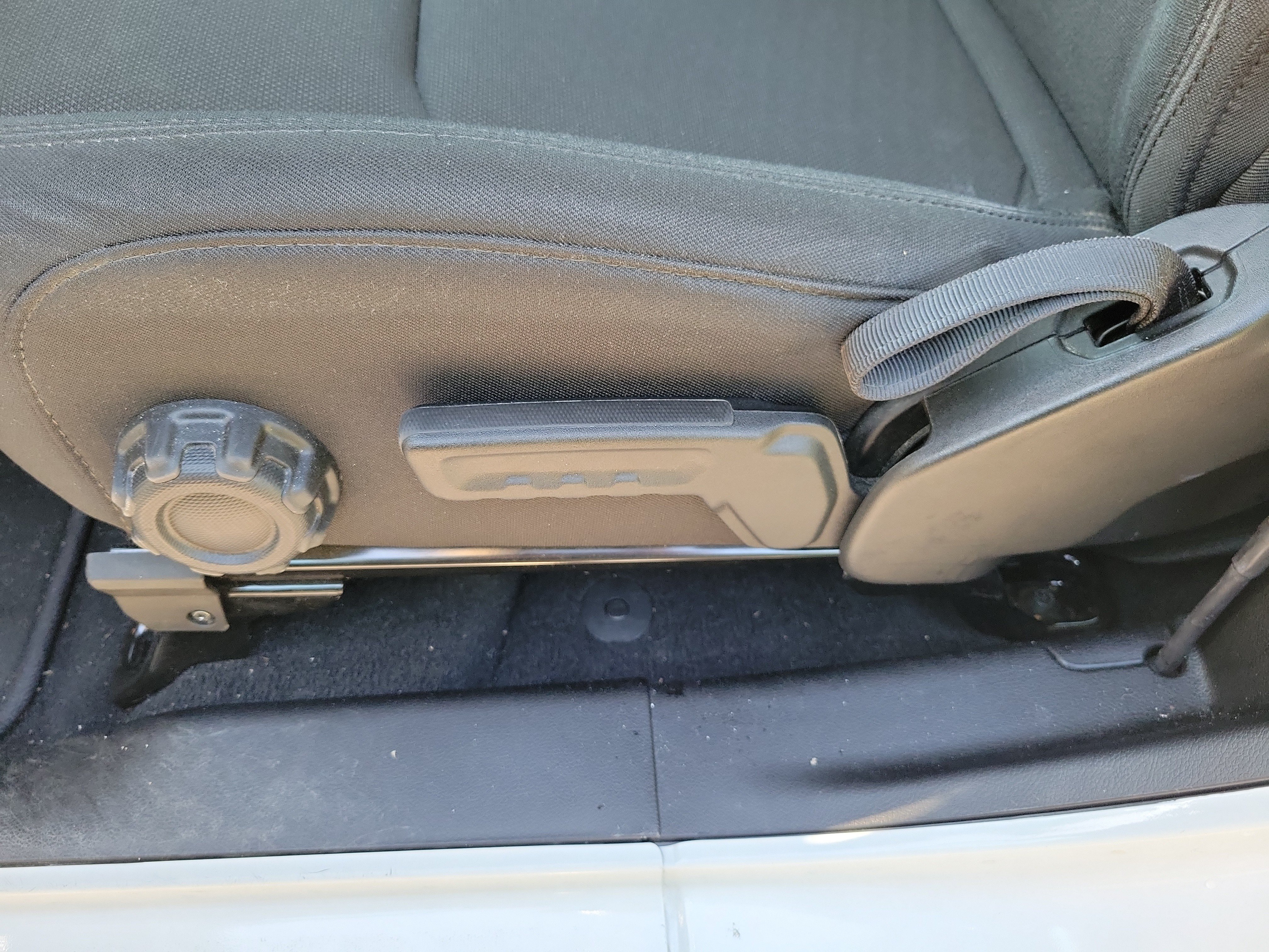 Used 2020 Jeep Wrangler Sport AWD/4WD image 15