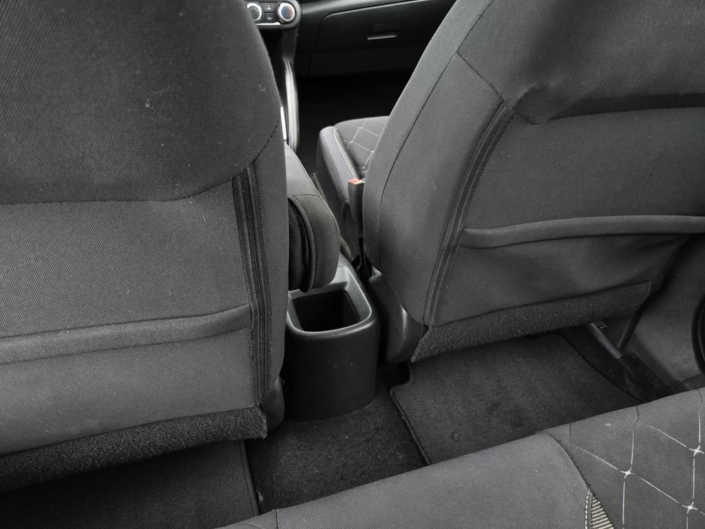 Used 2019 Nissan Kicks S FWD image 13