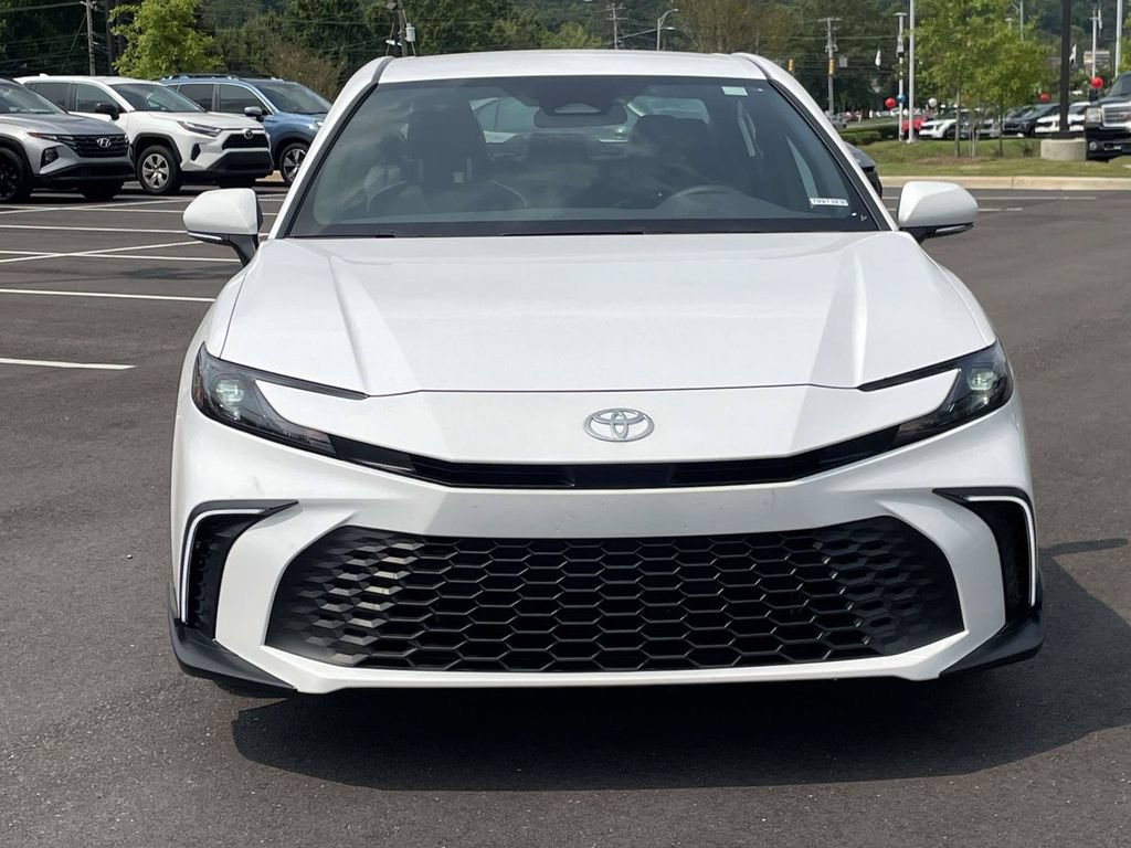 Used 2026 Toyota Camry SE FWD image 8