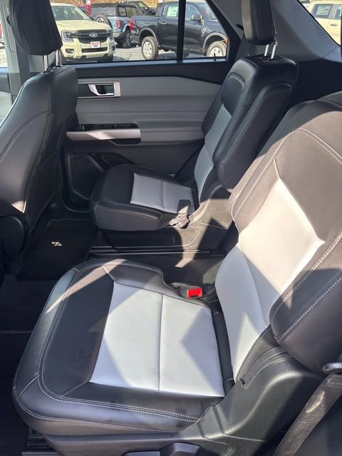 Used 2023 Ford Explorer XLT w/ Equipment Group 202A image 20