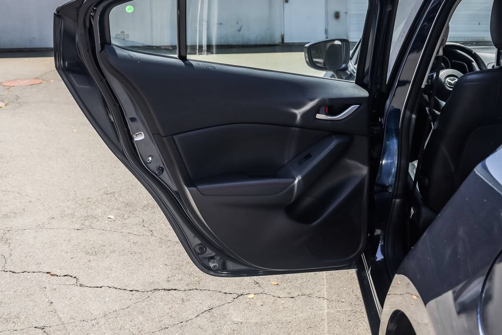 Used 2016 MAZDA MAZDA3 i Grand Touring FWD image 20