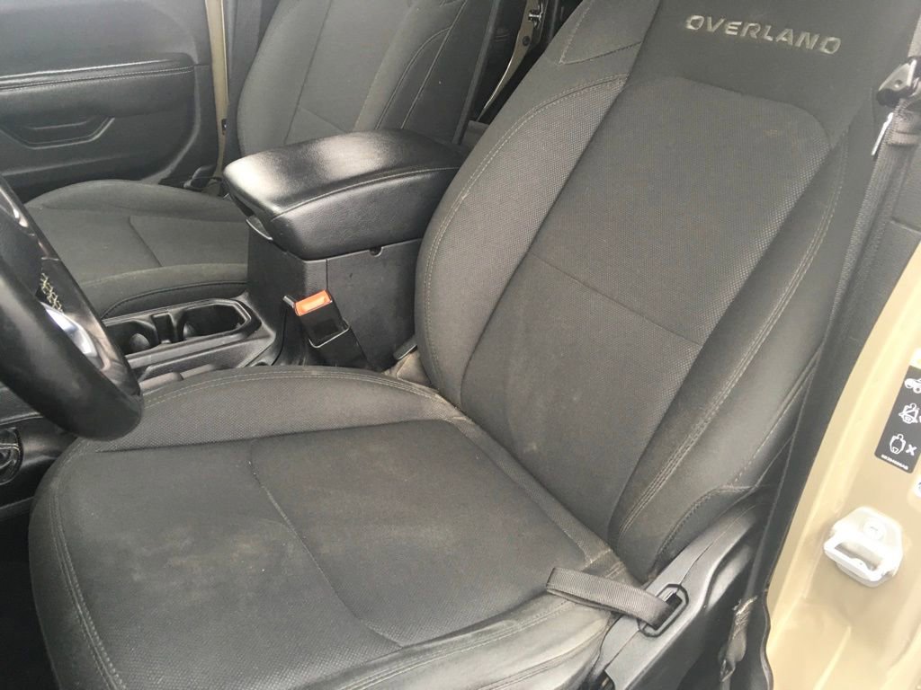 Used 2020 Jeep Gladiator Overland image 8