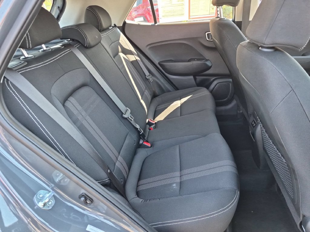 Used 2026 Hyundai Venue SEL FWD image 30