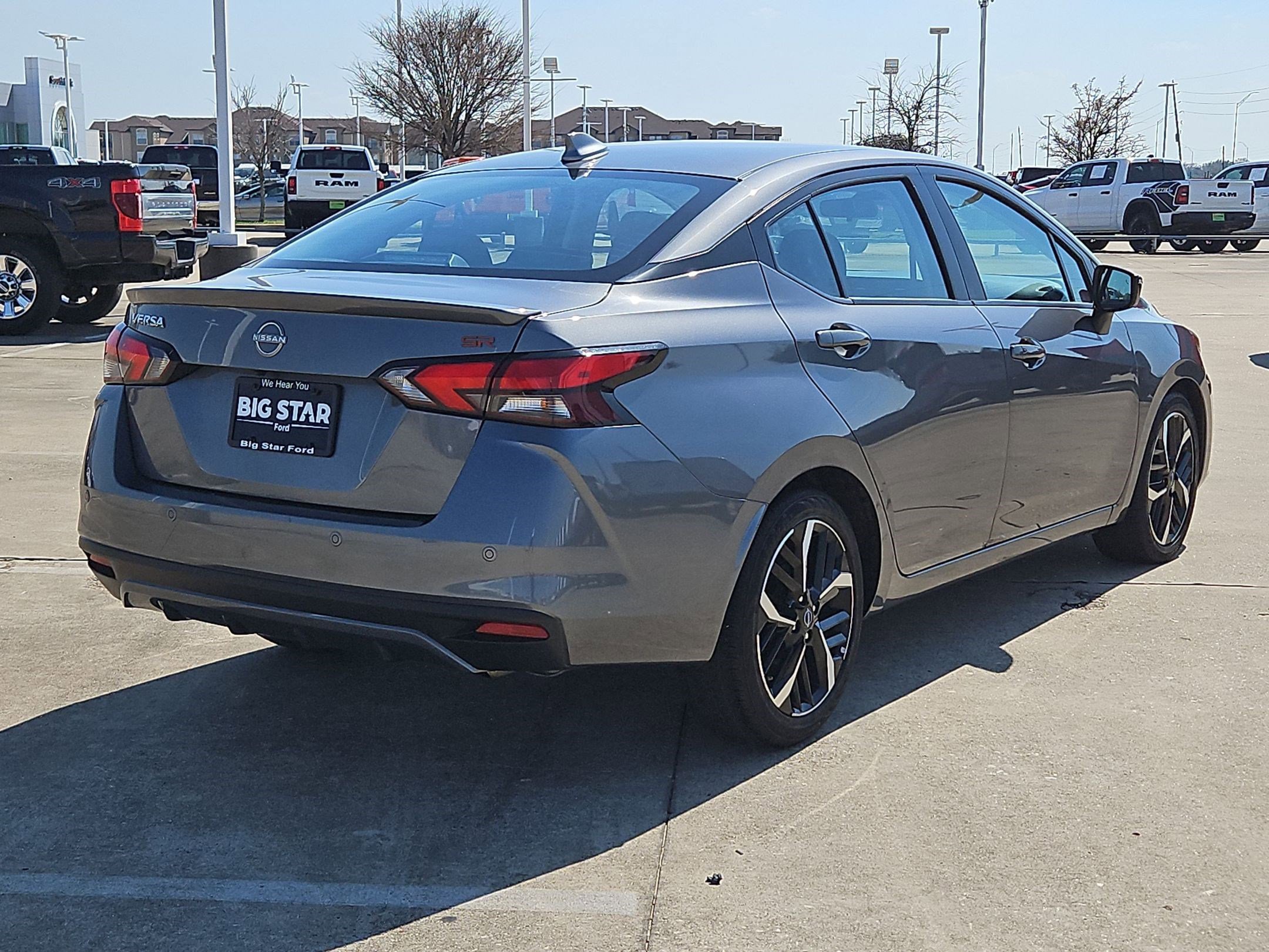 Used 2024 Nissan Versa SR image 3