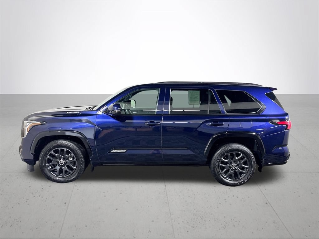 Used 2024 Toyota Sequoia Platinum AWD/4WD image 9