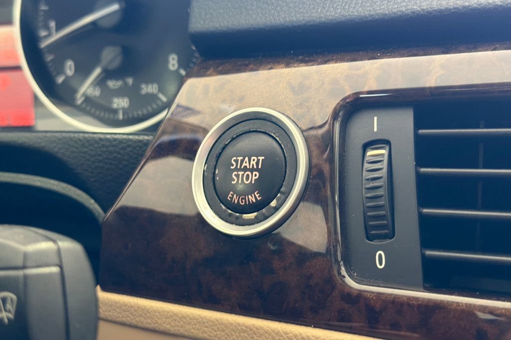 Used 2011 BMW 335i Sedan RWD image 20
