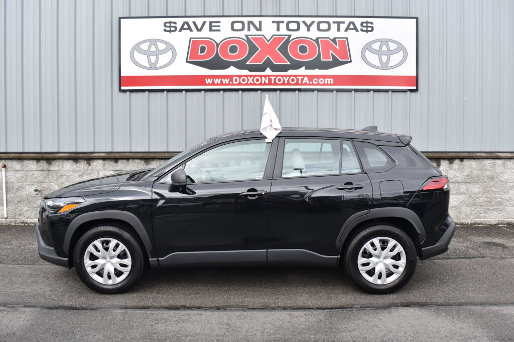 Certified 2026 Toyota Corolla Cross L AWD/4WD image 4