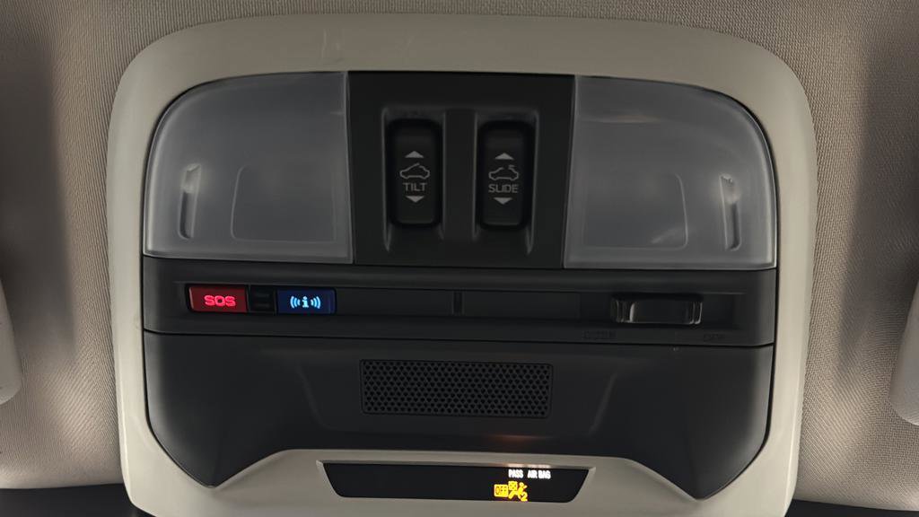 Used 2024 Subaru Crosstrek 2.0i Premium image 31