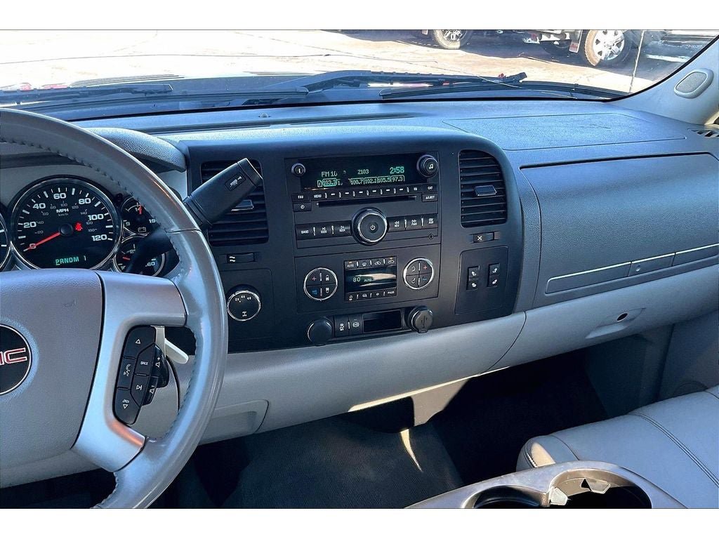 Used 2012 GMC Sierra 2500 SLE w/ SLE Preferred Package AWD/4WD image 7