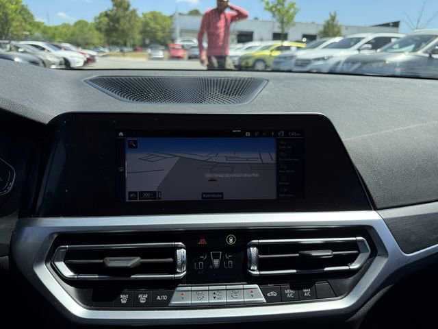 Used 2022 BMW 330i Sedan w/ Driving Assistance Package RWD image 23