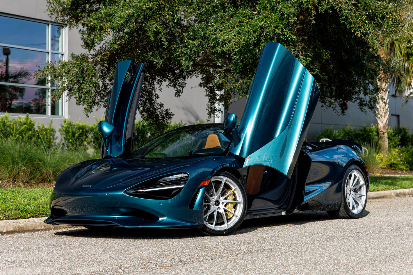 New 2027 McLaren 750S Spider RWD image 34