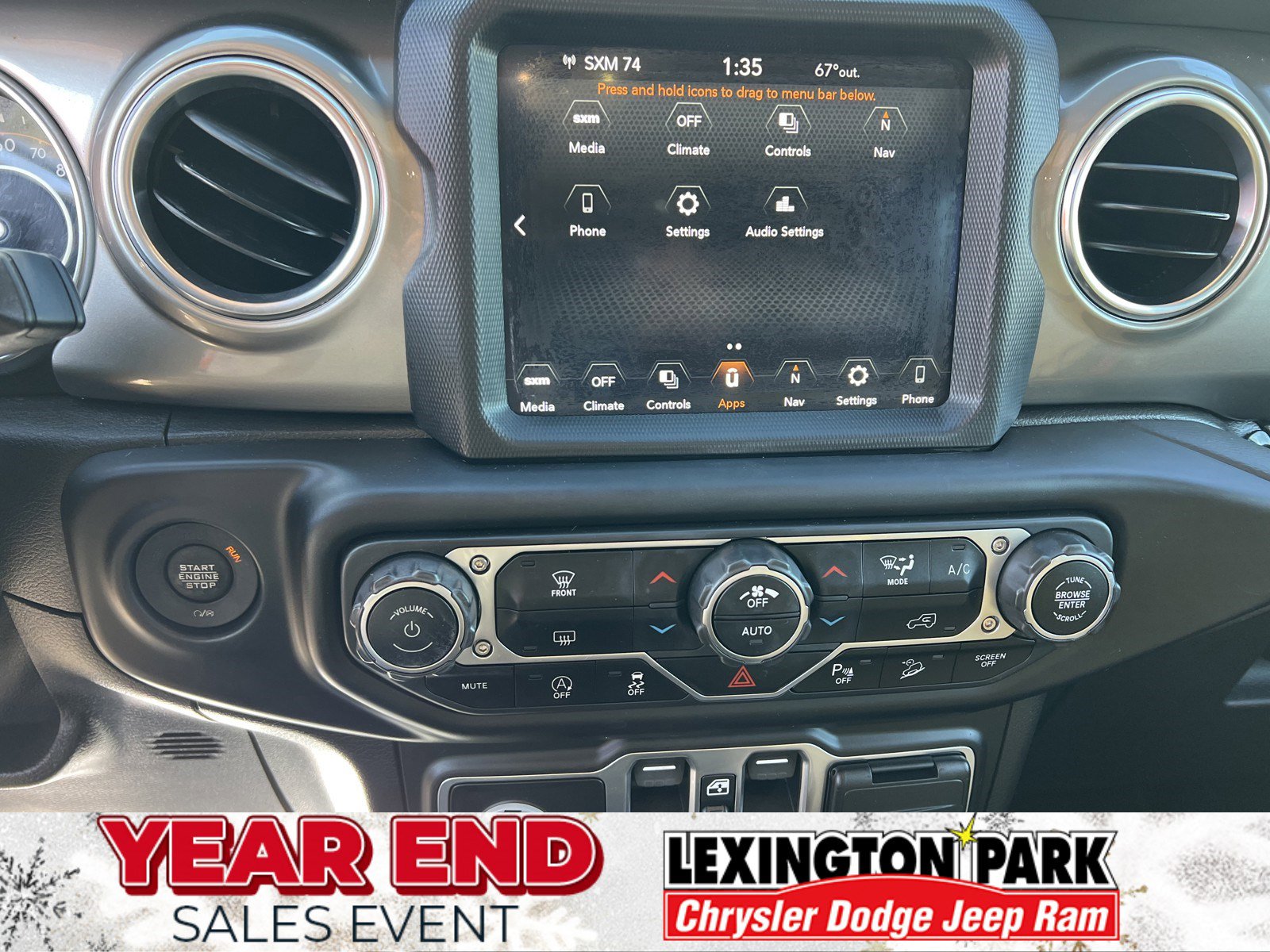 Used 2020 Jeep Wrangler Unlimited Sahara image 22