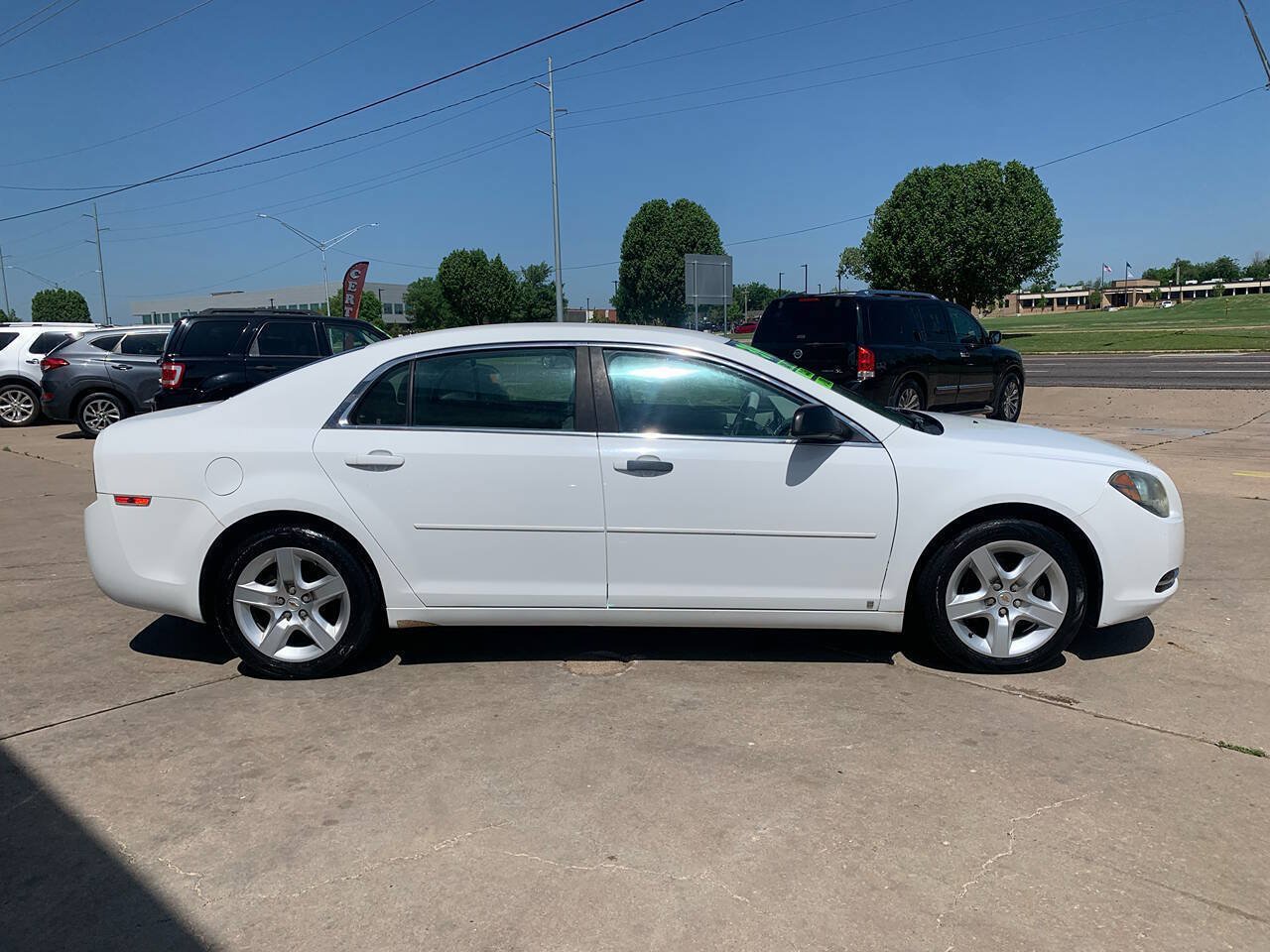 Used 2009 Chevrolet Malibu LS FWD image 8