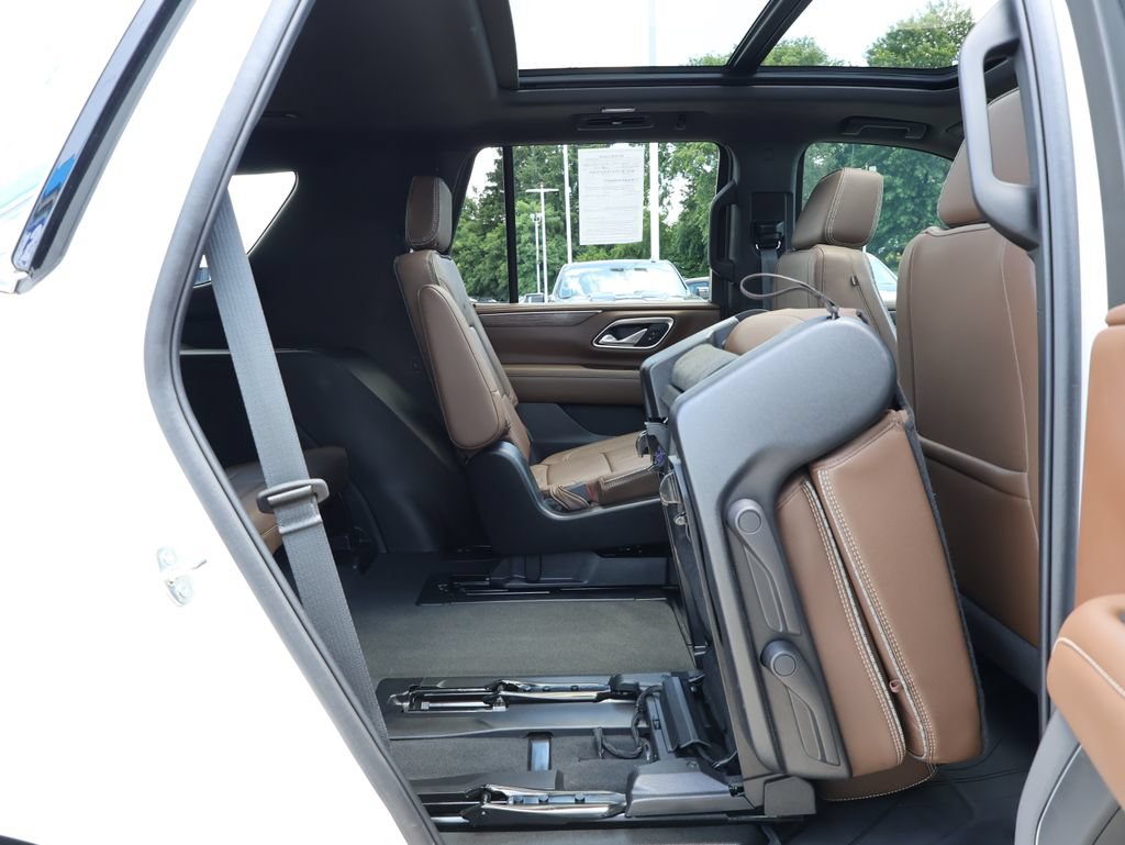 Certified 2024 Chevrolet Tahoe High Country AWD/4WD image 42