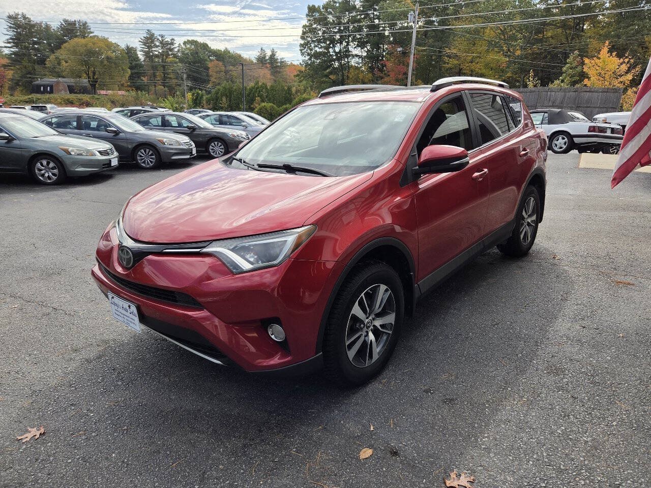 Used 2016 Toyota RAV4 XLE w/ Convenience Package AWD/4WD image 4