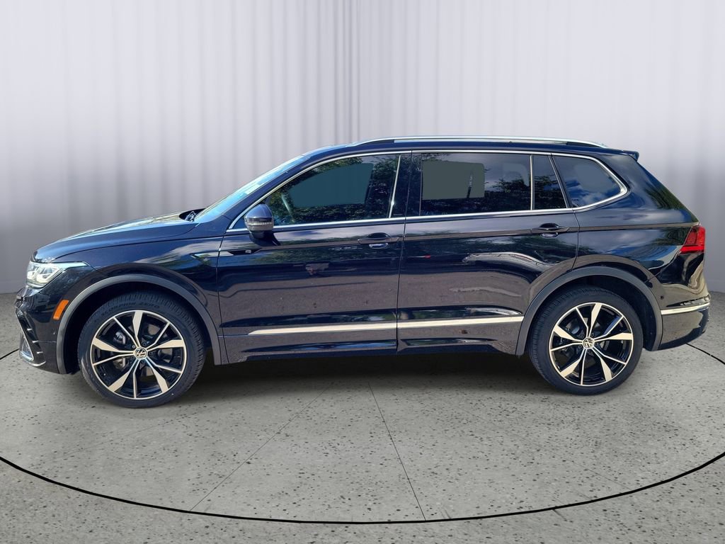 Used 2023 Volkswagen Tiguan SEL R-Line image 7