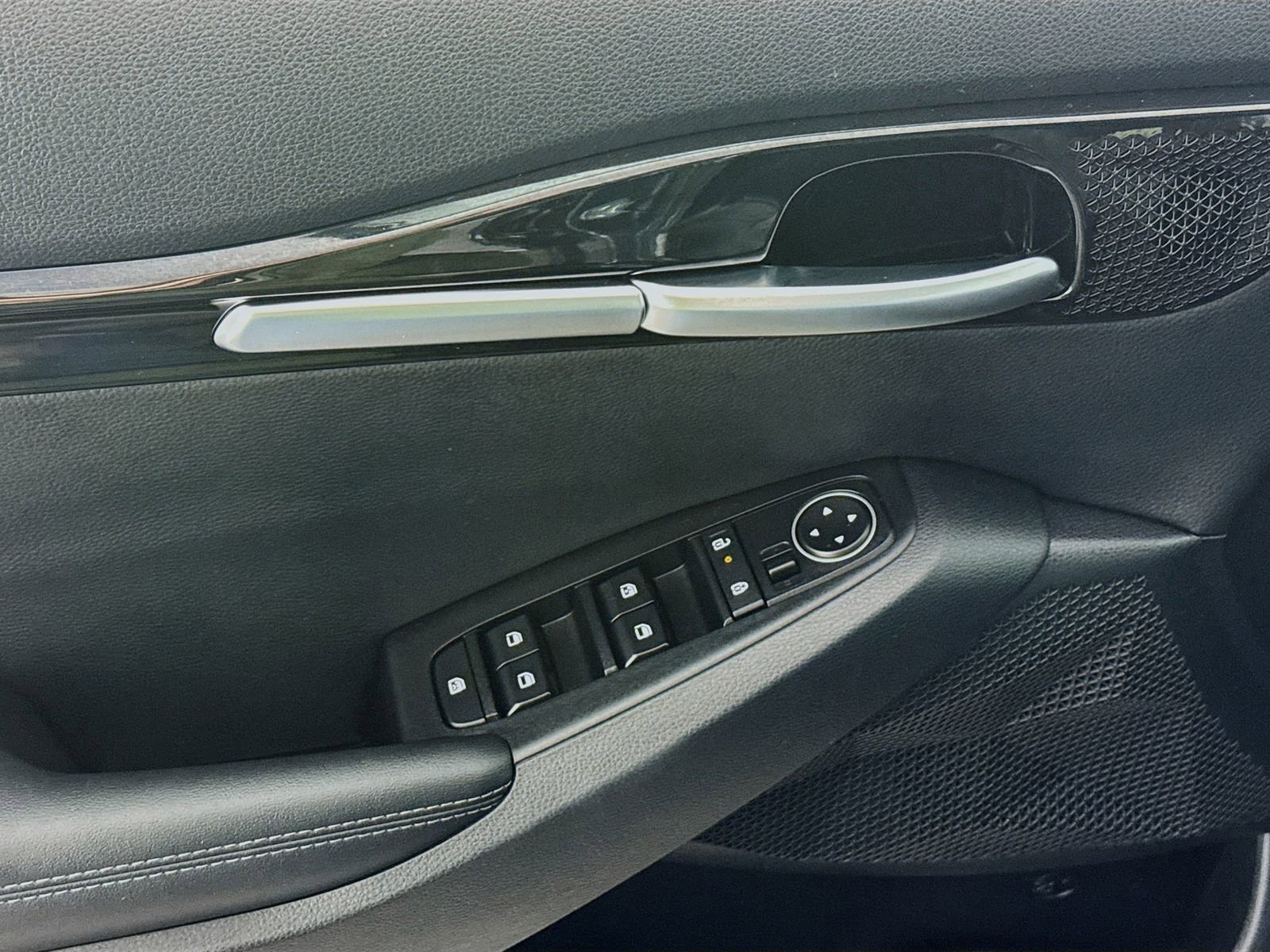 Used 2024 Kia Seltos EX image 14