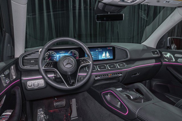 New 2026 Mercedes-Benz GLE 450e 4MATIC image 18
