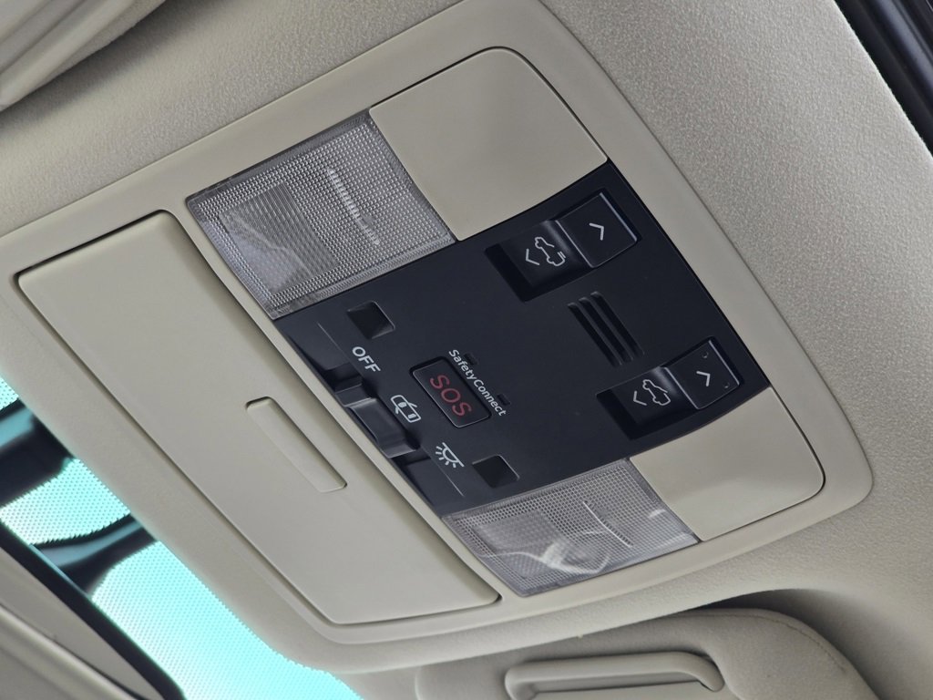 Used 2017 Lexus GX 460 image 37