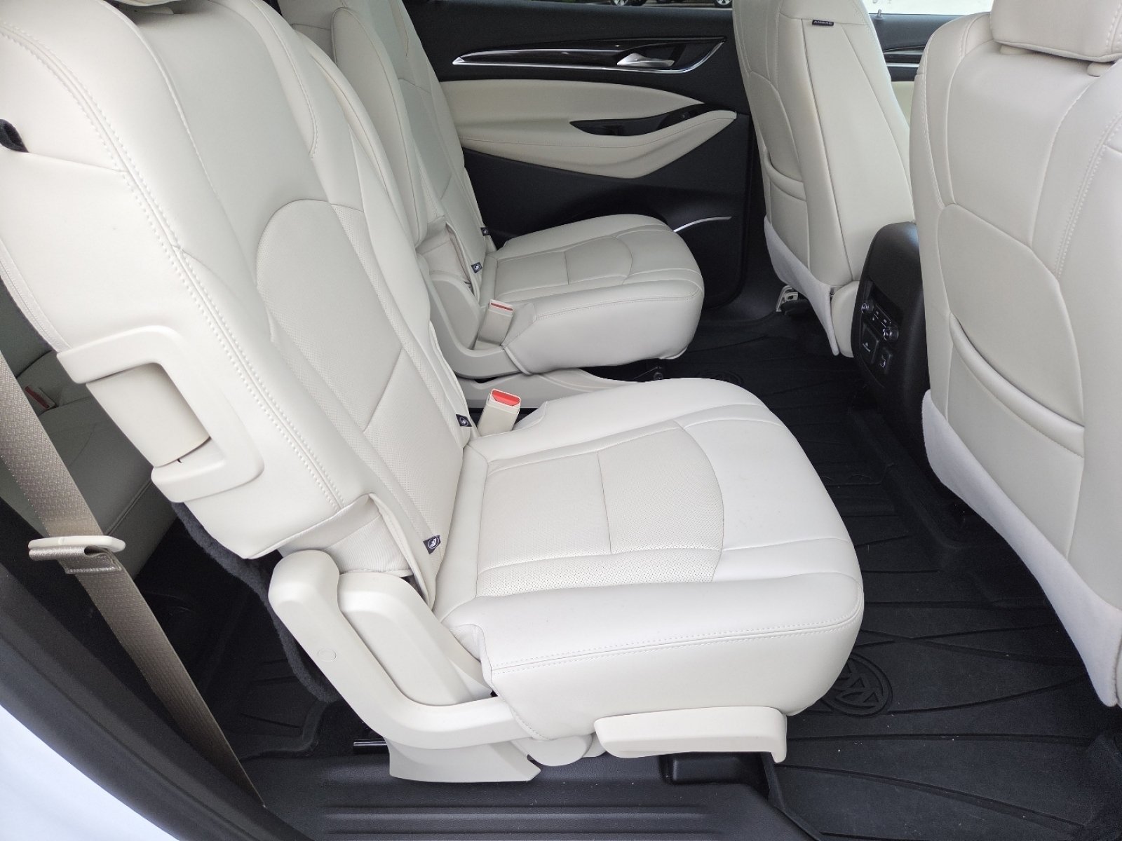 Used 2023 Buick Enclave Premium w/ Experience Buick Package AWD/4WD image 24