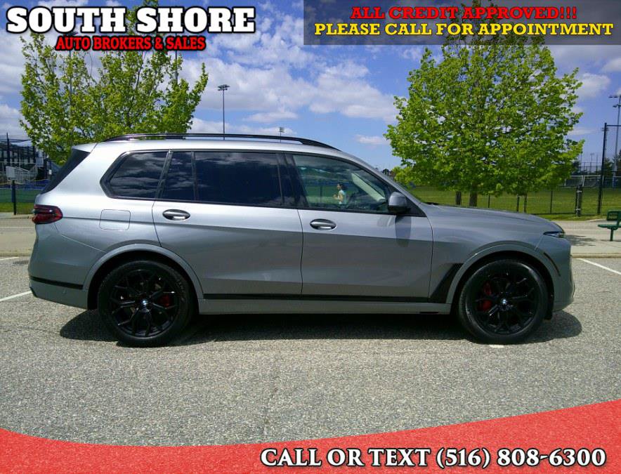 Used 2023 BMW X7 xDrive40i AWD/4WD image 3