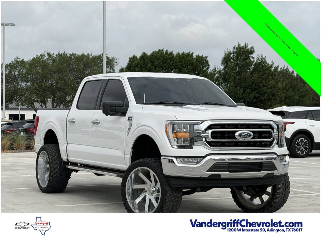 Used 2022 Ford F150 XLT w/ Equipment Group 302A High RWD image 2