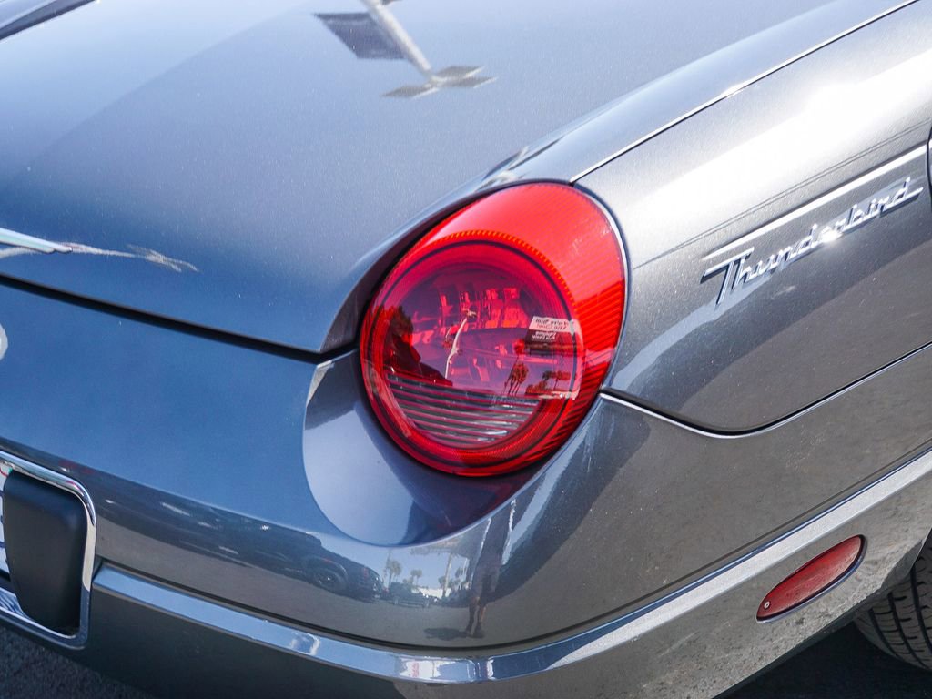 Used 2003 Ford Thunderbird image 8