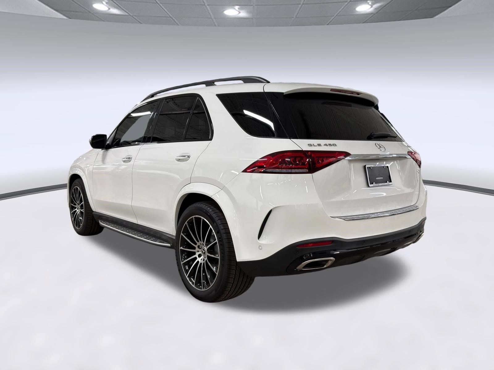 Used 2021 Mercedes-Benz GLE 450 4MATIC image 3