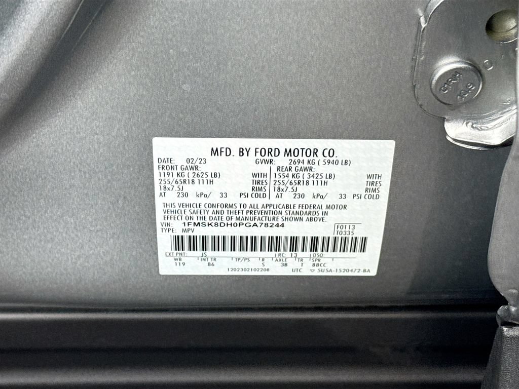 Used 2023 Ford Explorer XLT AWD/4WD image 40