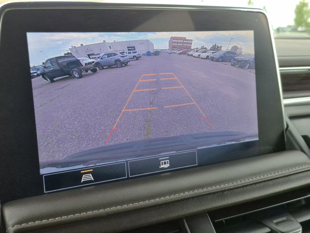 Used 2021 Chevrolet Tahoe Z71 image 23