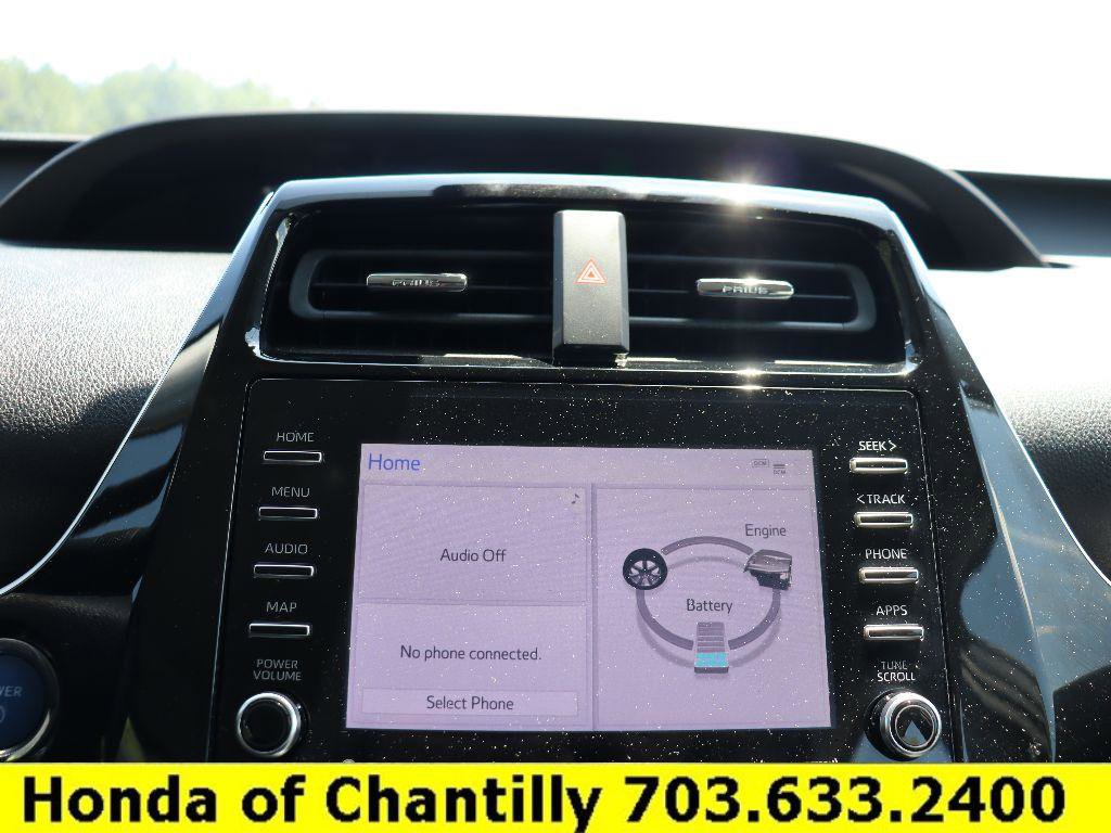 Used 2021 Toyota Prius XLE w/ Advanced Technology Package image 10