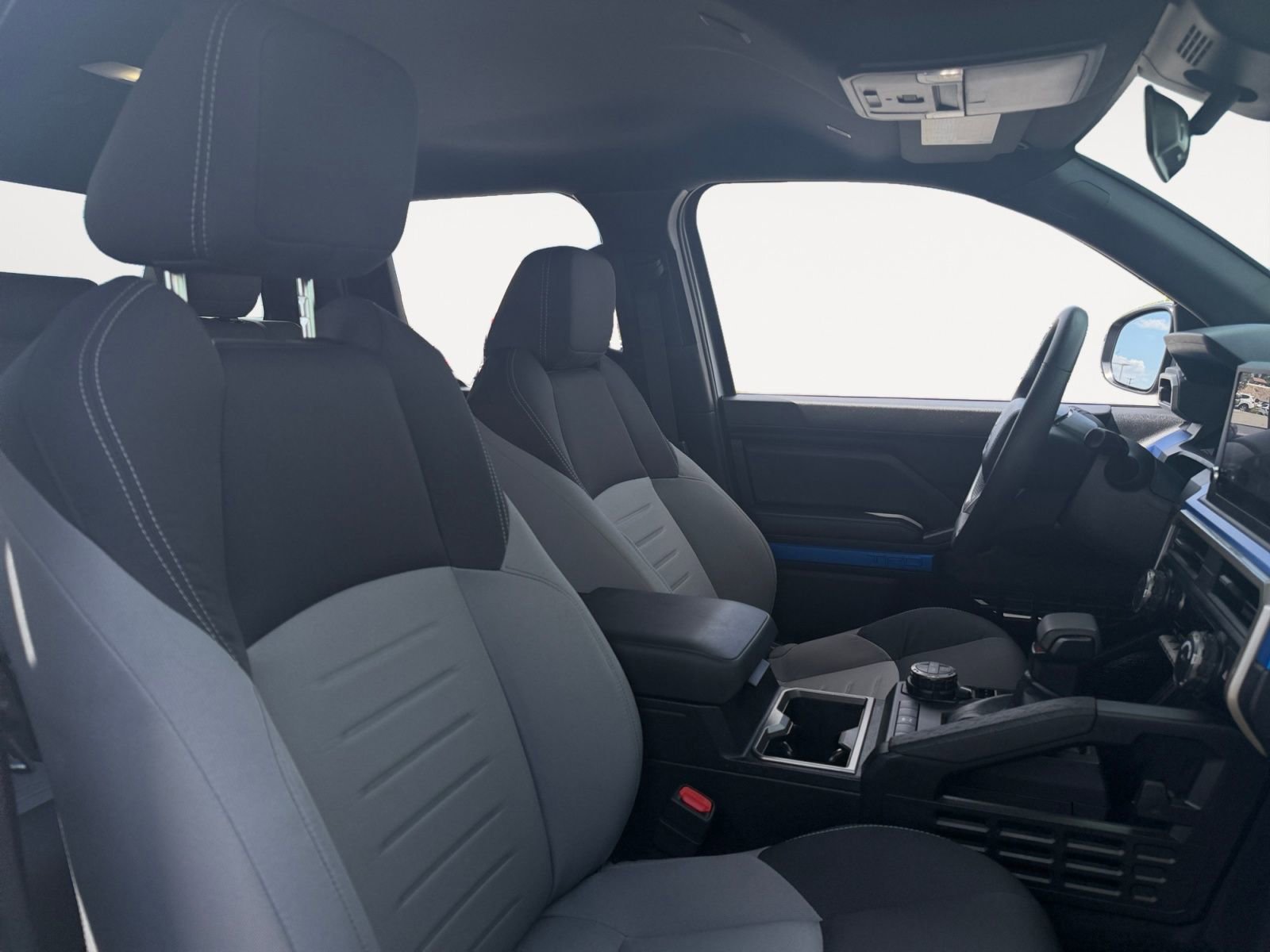 Certified 2025 Toyota Tacoma TRD Off-Road image 15