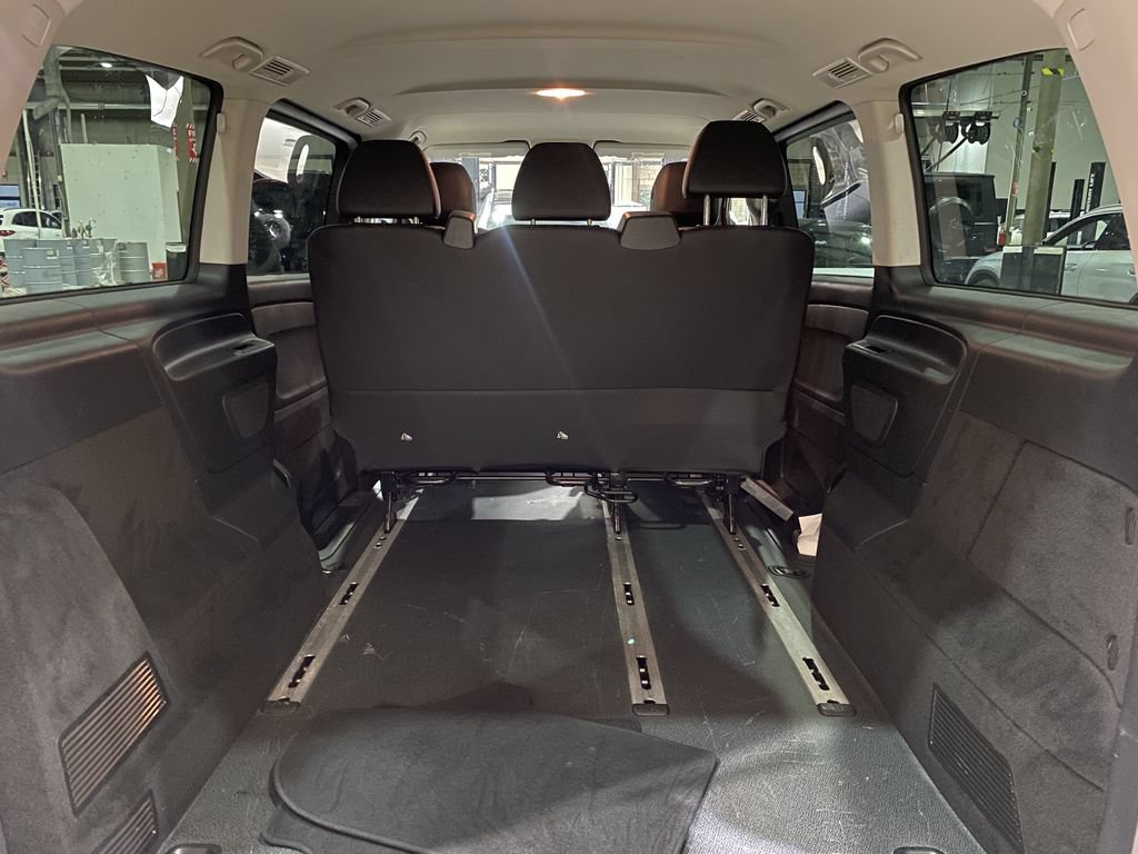 Used 2023 Mercedes-Benz Metris Passenger image 24