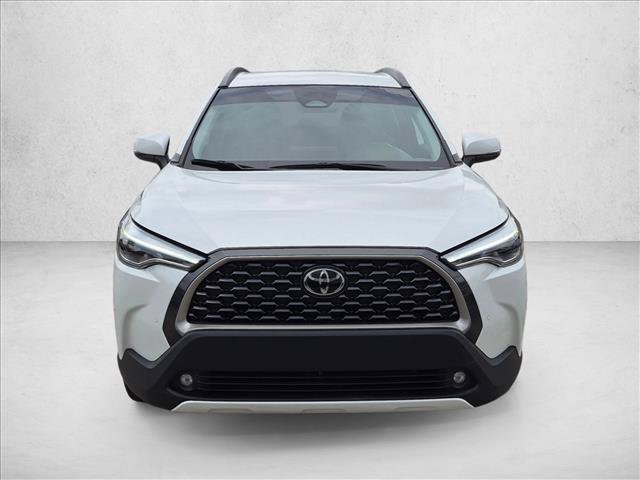Used 2023 Toyota Corolla Cross XLE AWD/4WD image 2