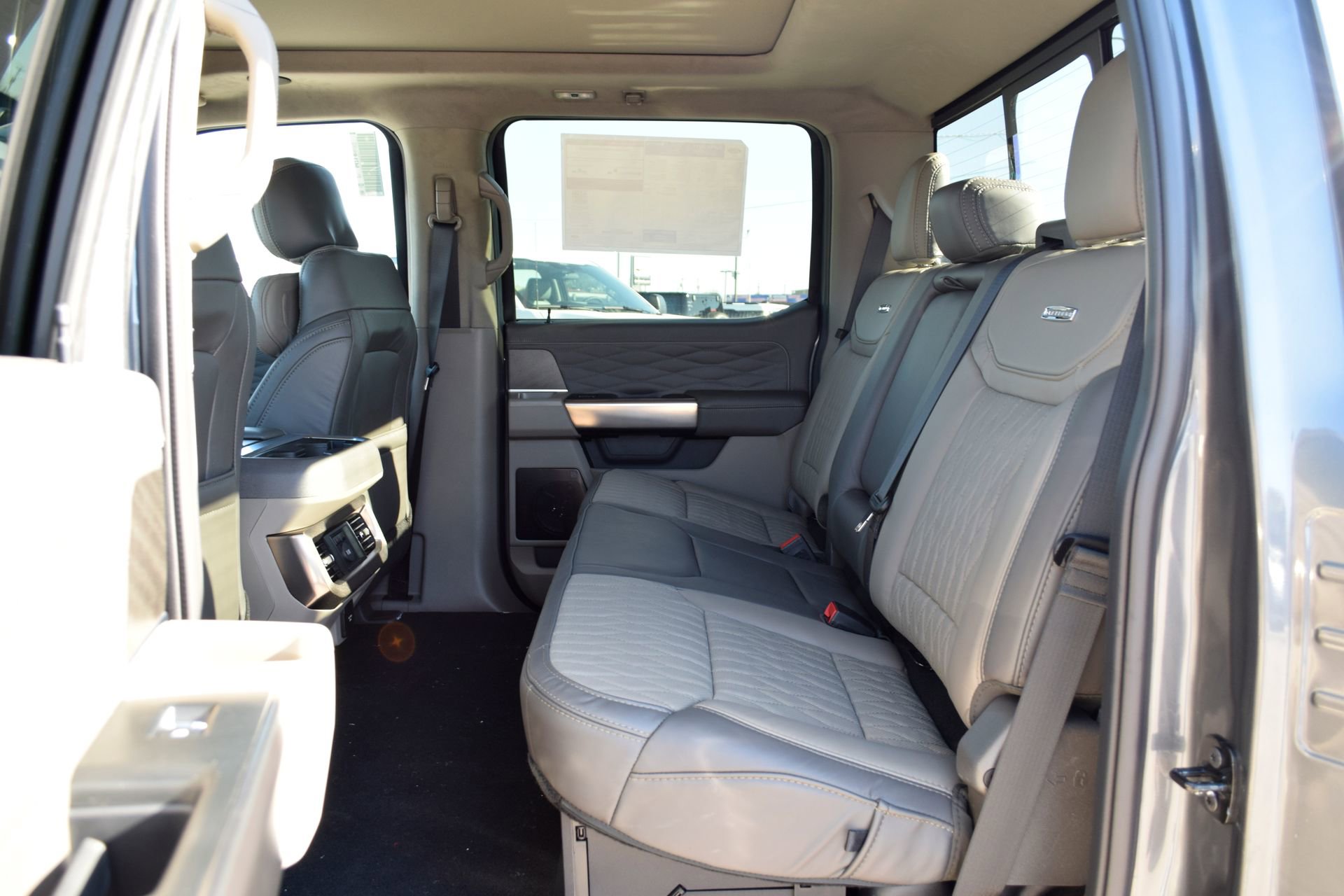 New 2026 Ford F350 Platinum w/ Platinum Plus Package image 20