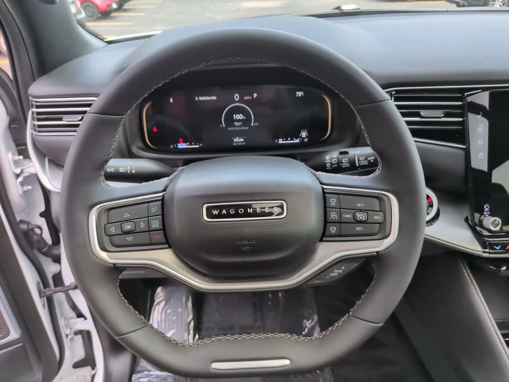 Certified 2025 Jeep Wagoneer Series II w/ Premium Group I AWD/4WD image 24