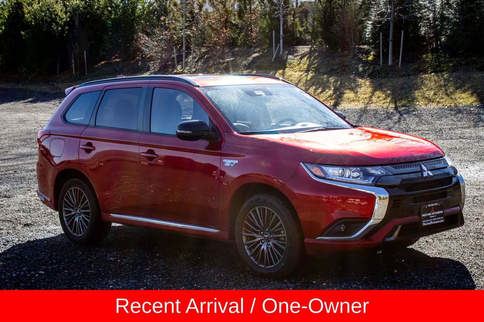 Used 2022 Mitsubishi Outlander 4WD Plug-In Hybrid image 10