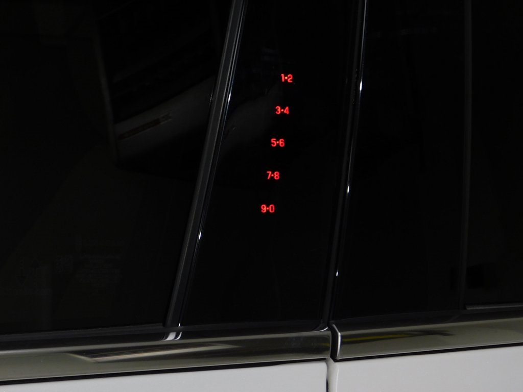 Used 2021 Lincoln Corsair Reserve image 26