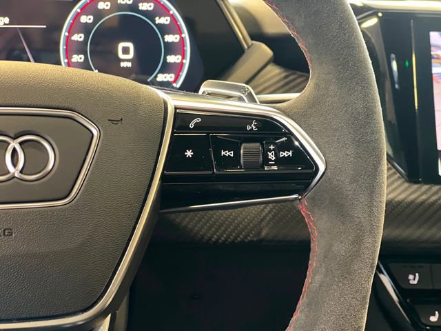 Used 2022 Audi RS e-tron GT image 23