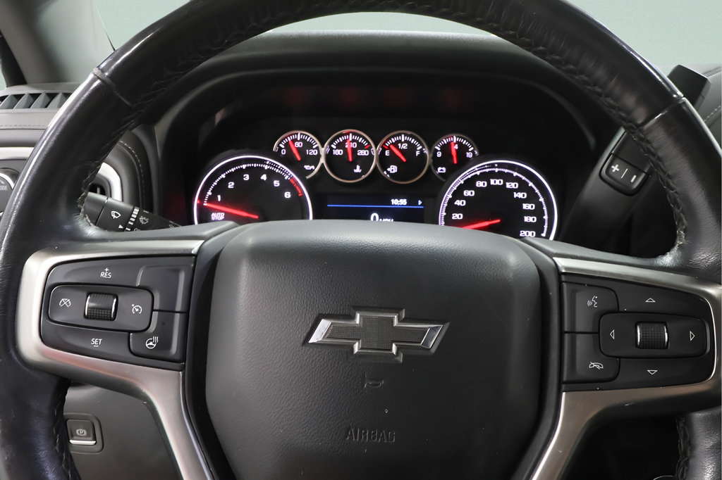 Used 2021 Chevrolet Silverado 1500 RST AWD/4WD image 12