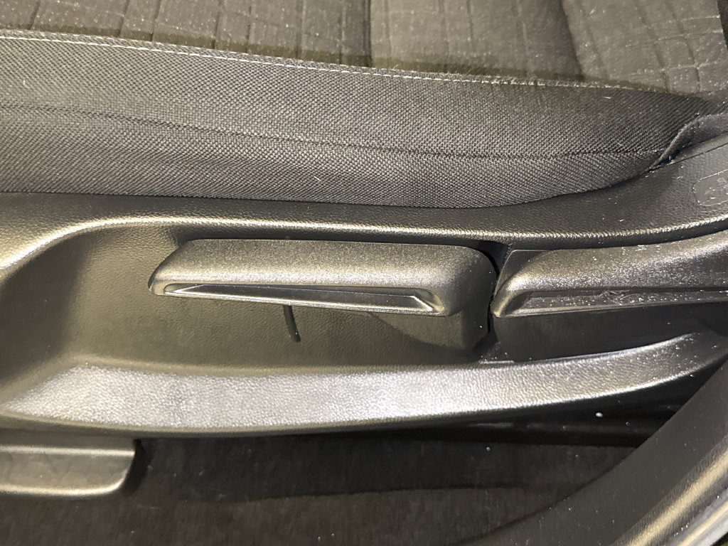 Certified 2024 Honda HR-V LX image 20