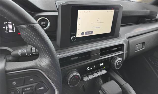 Certified 2025 Toyota 4Runner SR5 AWD/4WD image 13