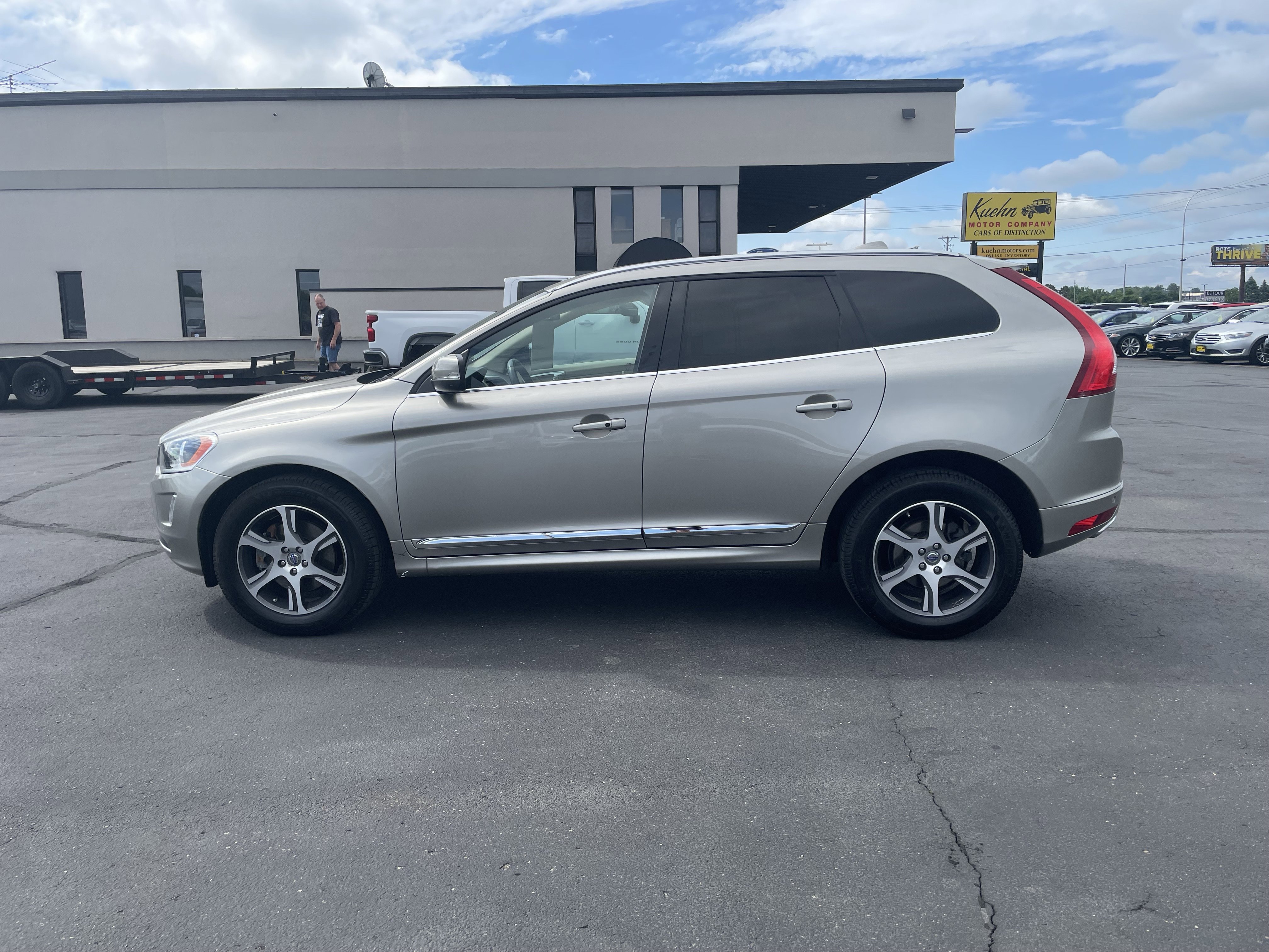 Used 2015 Volvo XC60 T6 Platinum AWD/4WD image 5