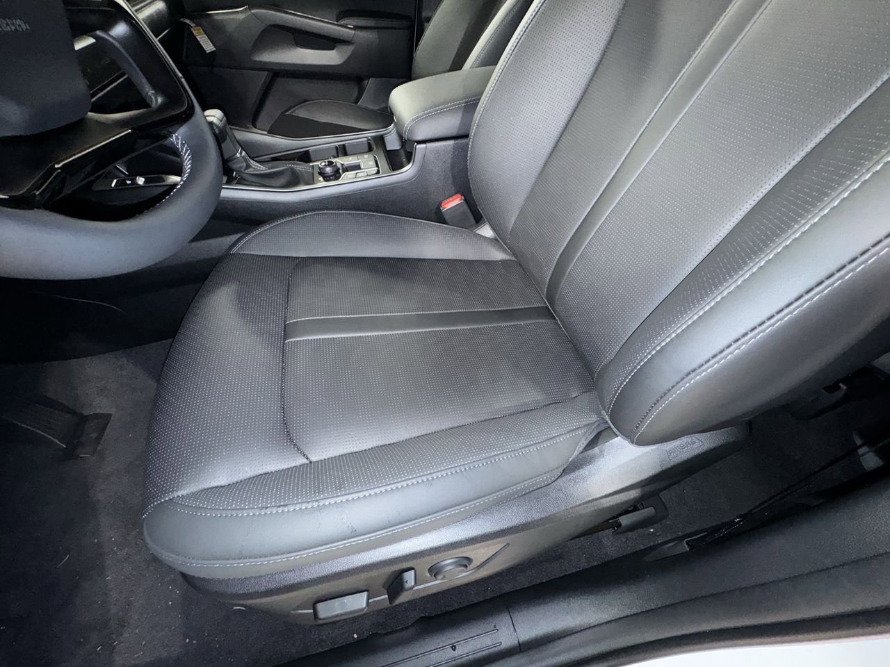 New 2026 Kia Sorento EX image 16