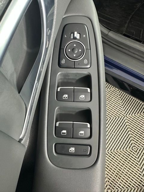 Used 2020 Hyundai Sonata SEL Plus w/ Tech Package FWD image 24