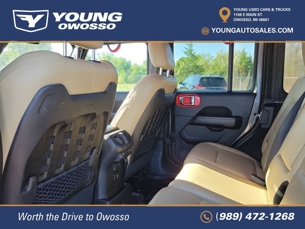 Used 2018 Jeep Wrangler Unlimited Rubicon w/ Dual Top Group AWD/4WD image 30
